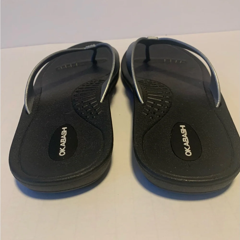 Okabashi Women’s Size LG (8.5-9) Black and Silver Rubber Flip Flops Sturdy EUC